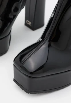 Giuseppe Zanotti Platform Bootie - Bottines À Plateau - Black 13 Giuseppe Zanotti Platform Bootie - Bottines À Plateau - Black -Magasin De Chaussures Mode Pour Femmes 0075169a4cd645028686a309d2be9700 scaled