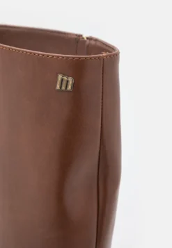 MTNG New - Bottes À Plateau - Moka -Magasin De Chaussures Mode Pour Femmes 024331e84b2642d0965f3d589ab8dd83 scaled