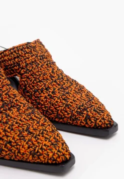 Orange Crochet Clog - Mules - Orange -Magasin De Chaussures Mode Pour Femmes 02a50e5eb8a94d14b8c4134052d94143 scaled