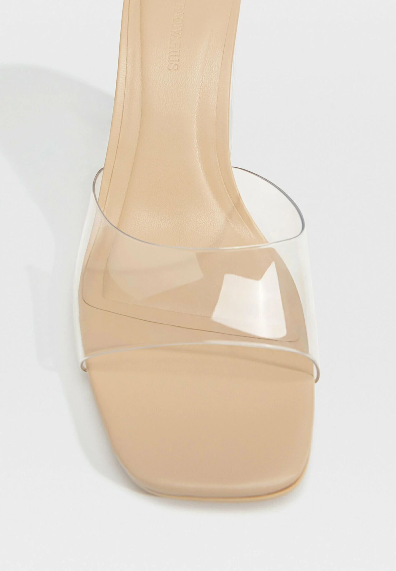 Stradivarius Vinyl High - Mules À Talons - Nude 5 Stradivarius Vinyl High - Mules À Talons - Nude – Image 5