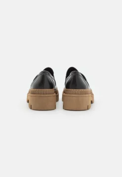 Marco Tozzi Mocassins - Black/Nature 9 Marco Tozzi Mocassins - Black/Nature -Magasin De Chaussures Mode Pour Femmes 2ced943930664e96a20b3cee2a44ea17 scaled