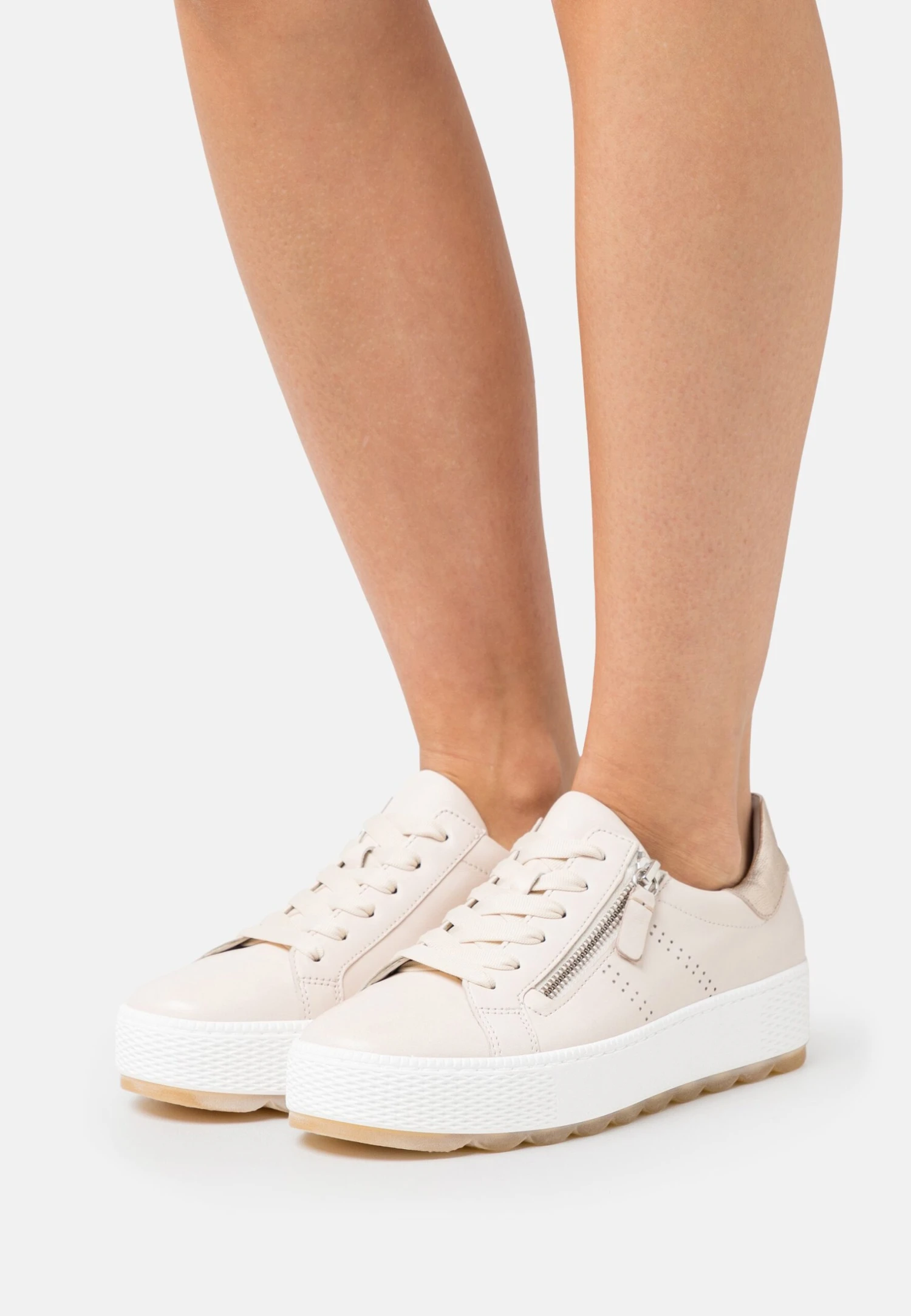 Gabor Comfort Baskets Basses - Ivory/Muschel 1 Gabor Comfort Baskets Basses - Ivory/Muschel