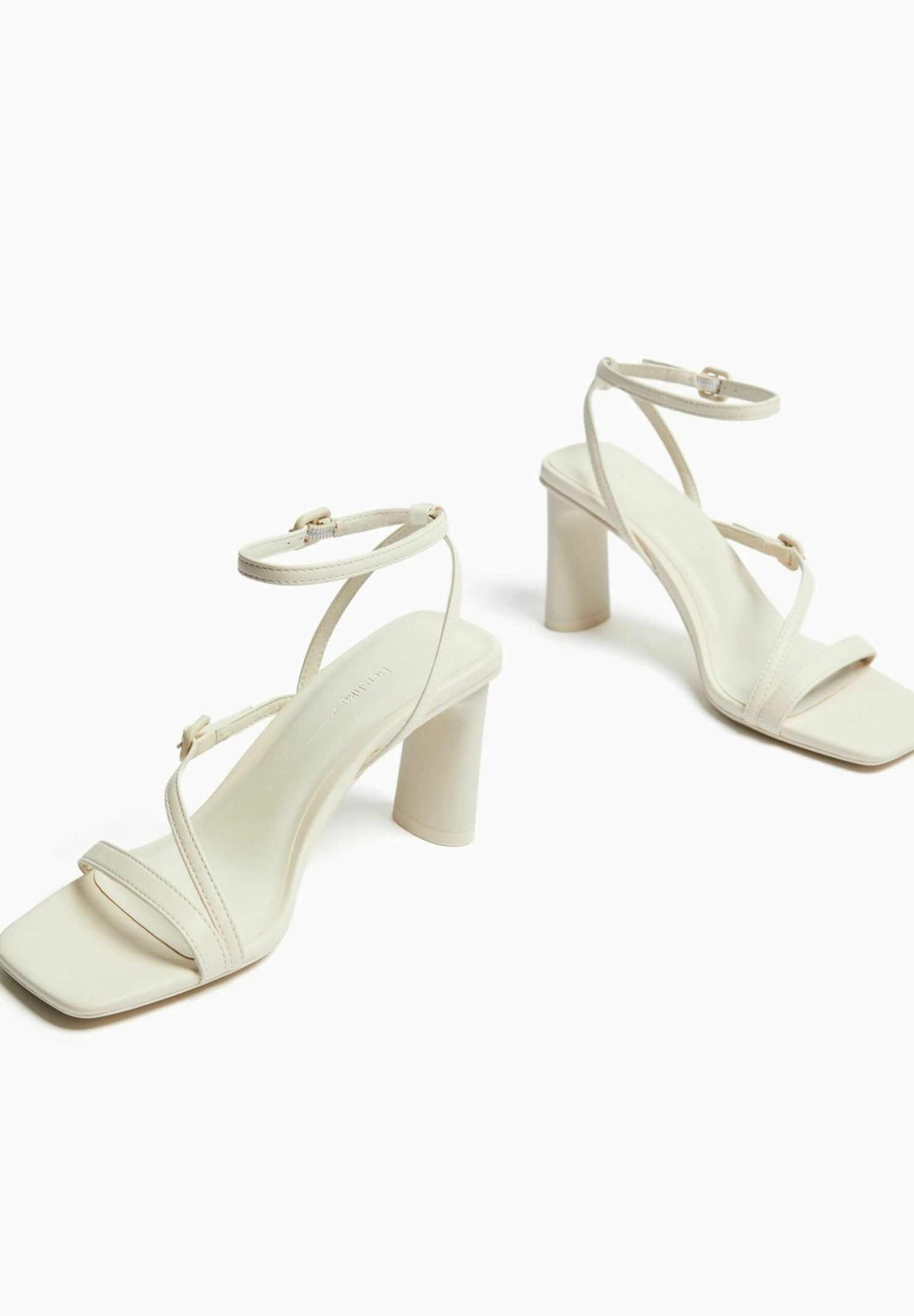 BERSHKA With Ankle Strap - Strappy 11720160 - Sandales - White 4 BERSHKA With Ankle Strap - Strappy 11720160 - Sandales - White – Image 4