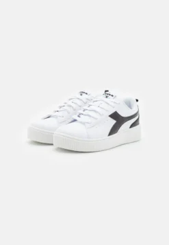 Diadora Amber Hologram - Baskets Basses - White/Black 8 Diadora Amber Hologram - Baskets Basses - White/Black -Magasin De Chaussures Mode Pour Femmes 4826068e3bb54566bf4c962808764c59 scaled