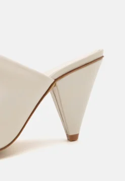 Tiger Of Sweden Tica - Mules À Talons - Light Ivory -Magasin De Chaussures Mode Pour Femmes 49104fc171e241248d67756e5beb72dd scaled