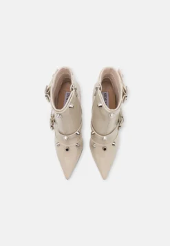 Steve Madden Fortitude - Bottines - Bone -Magasin De Chaussures Mode Pour Femmes 5ae44d43e1f7460394e7b908ec0655c5 scaled