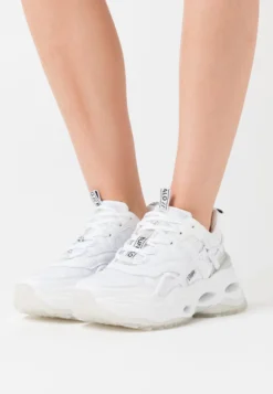 Buffalo Triplet Hollow - Baskets Basses - White