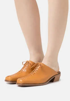 Holzweiler Mimmi Clackers - Sabots - Camel