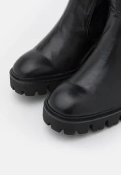 Marco Tozzi Bottes - Black Antic -Magasin De Chaussures Mode Pour Femmes 85bed15c53694c85967a1e336ae1589d scaled