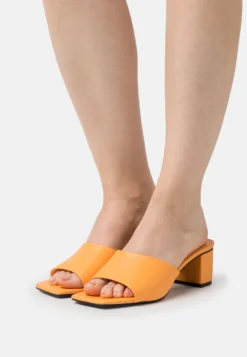 Monki Mules À Talons - Orange
