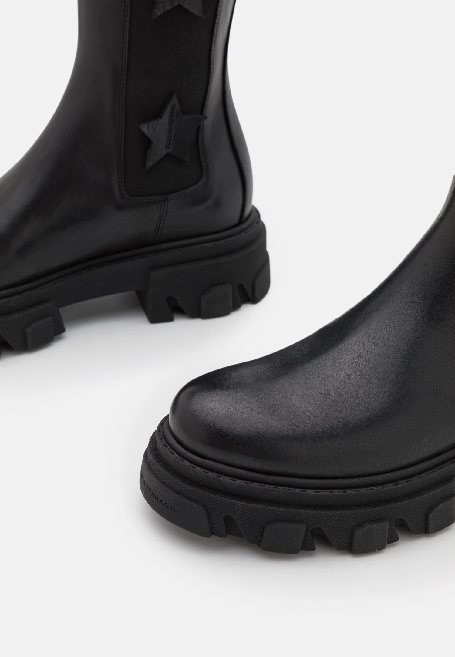 Chiara Ferragni Chelsea Boot - Bottes À Plateau - Black 7 Chiara Ferragni Chelsea Boot - Bottes À Plateau - Black – Image 7