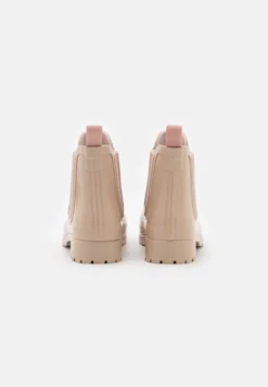 MICHAEL Michael Kors Sidney Rain Bootie - Bottes En Caoutchouc - Soft Pink 10 MICHAEL Michael Kors Sidney Rain Bootie - Bottes En Caoutchouc - Soft Pink -Magasin De Chaussures Mode Pour Femmes a7f89f362f8344d09371b8411dac1ee7 scaled