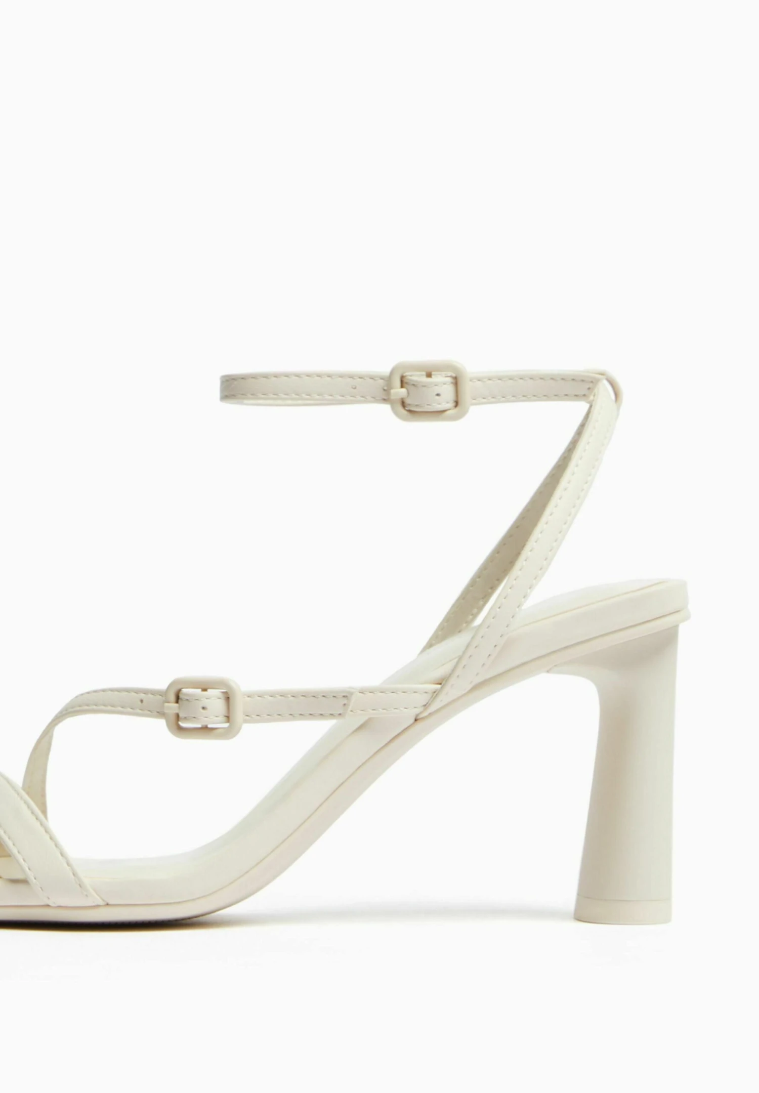 BERSHKA With Ankle Strap - Strappy 11720160 - Sandales - White 6 BERSHKA With Ankle Strap - Strappy 11720160 - Sandales - White – Image 6
