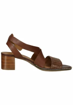 Geox Sandales - Cognac 13 Geox Sandales - Cognac -Magasin De Chaussures Mode Pour Femmes d1e699c7a4eb4c00b27b792eb73cbe7c