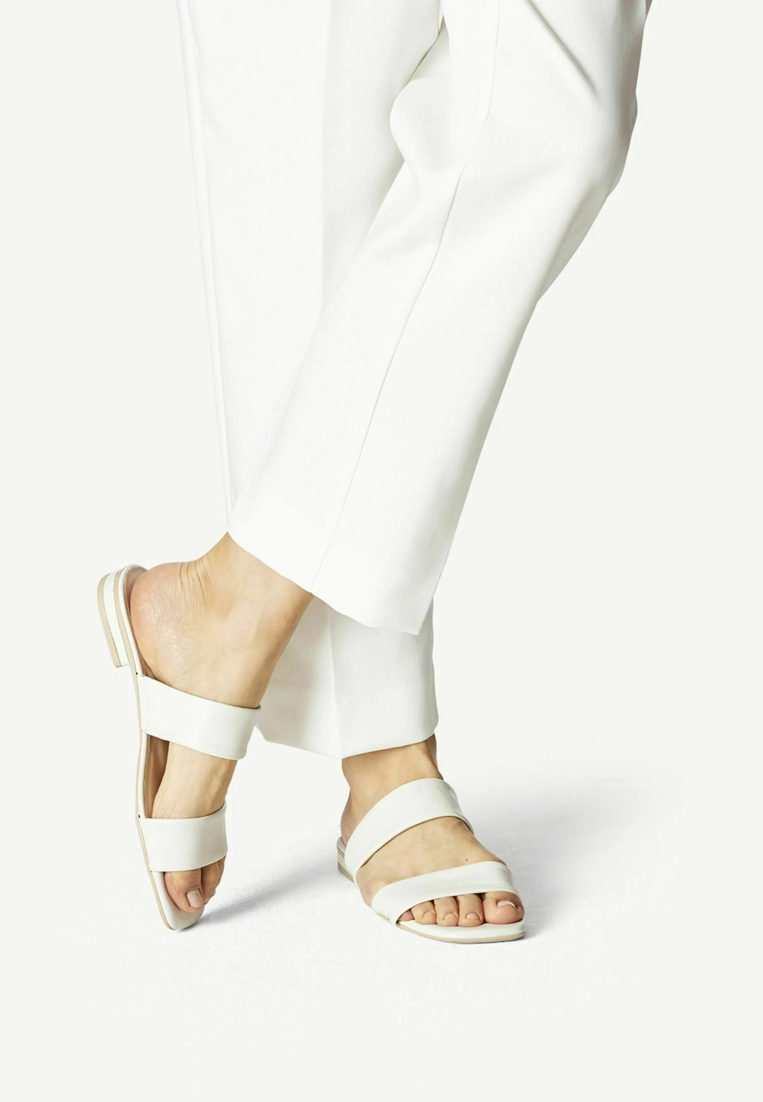 Tamaris Mules - White Leather 1 Tamaris Mules - White Leather