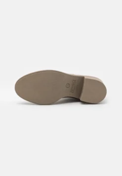 Tamaris Bottines - Taupe 10 Tamaris Bottines - Taupe -Magasin De Chaussures Mode Pour Femmes e4812046ce6f4cae9a202ea4e6dde9ae scaled