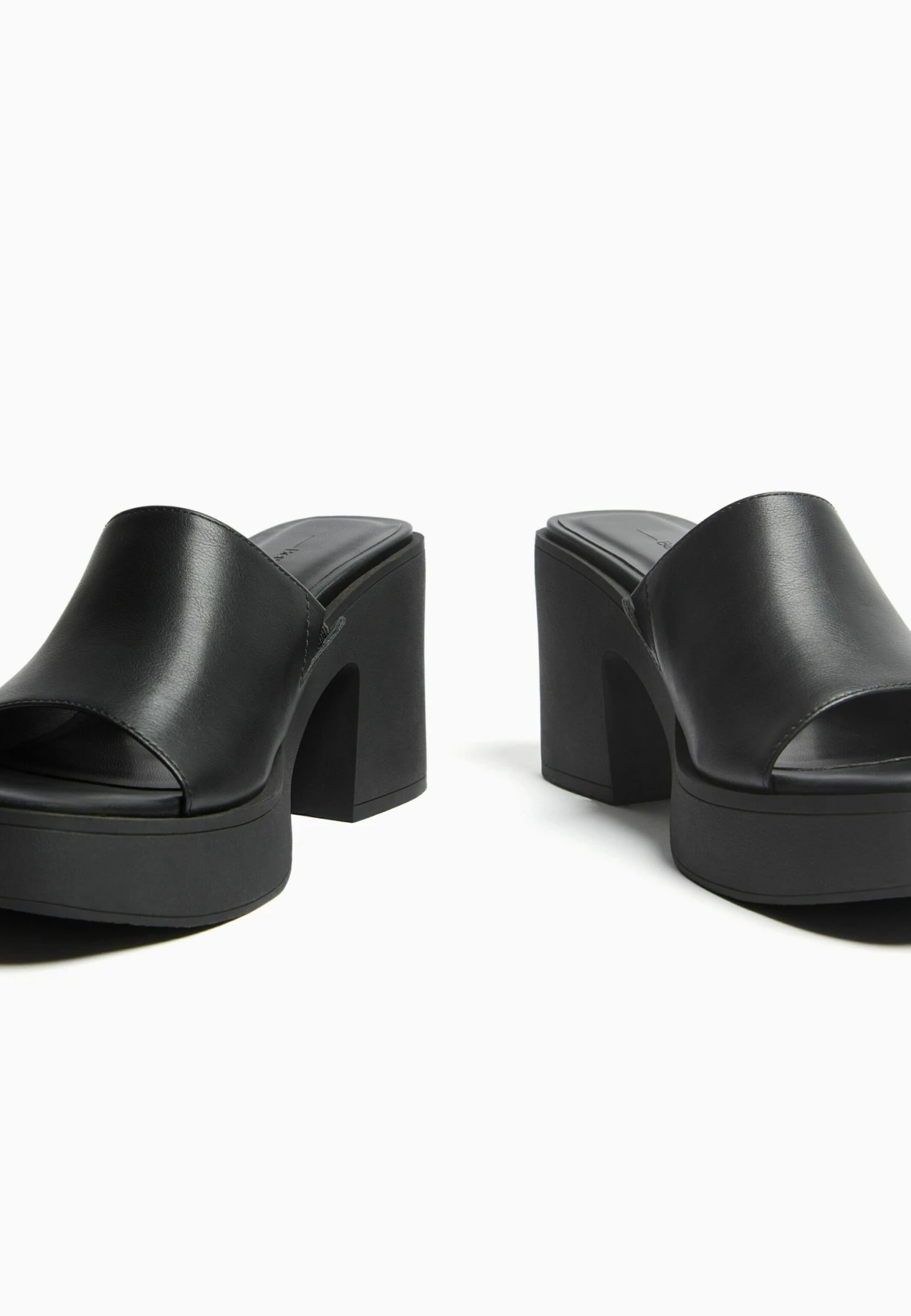 BERSHKA Mules À Talons - Black 5 BERSHKA Mules À Talons - Black – Image 5