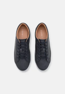 ESPRIT Baskets Basses - Navy 11 ESPRIT Baskets Basses - Navy -Magasin De Chaussures Mode Pour Femmes f86f0dabb7034f508468c959c8acea33 scaled