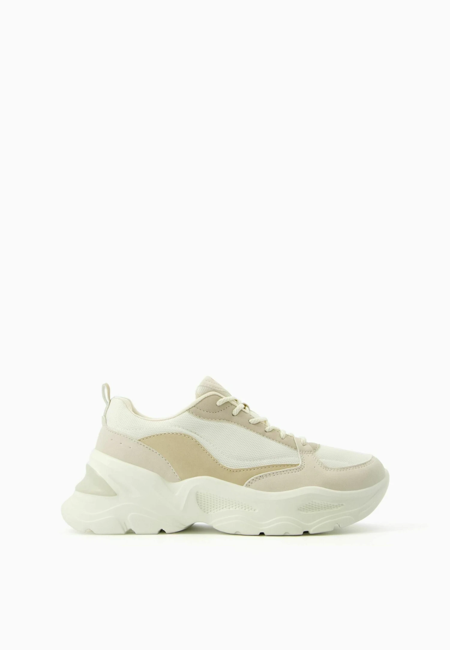 BERSHKA Detail - Contrast - Baskets Basses - Sand 6 BERSHKA Detail - Contrast - Baskets Basses - Sand – Image 6